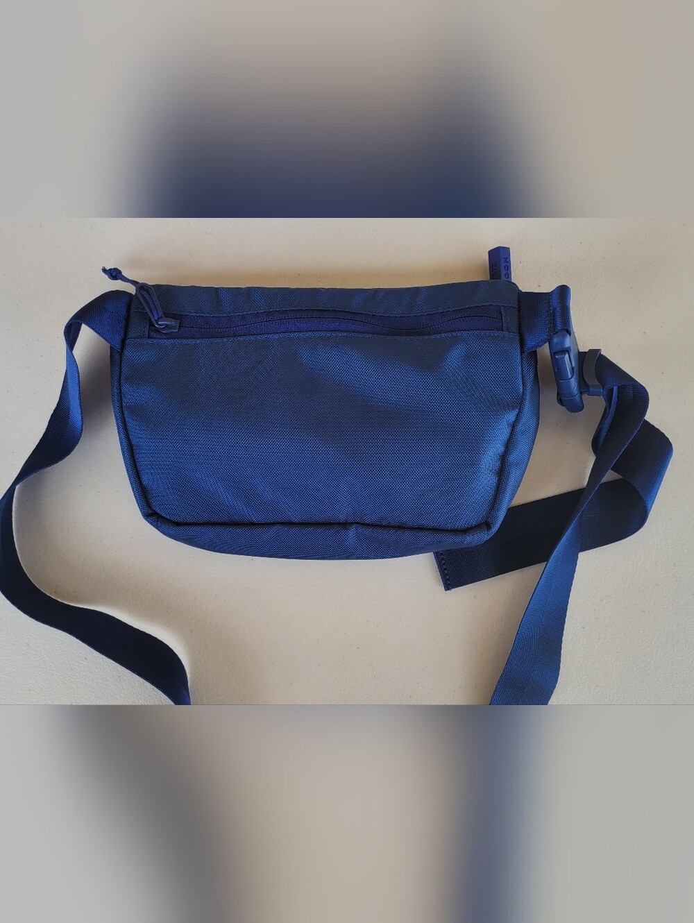 Baboon To The Moon Navy Blue Fannypack 3 Liters - Picture 2 of 12
